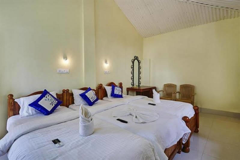 Williams Beach Retreat Colva Exterior photo